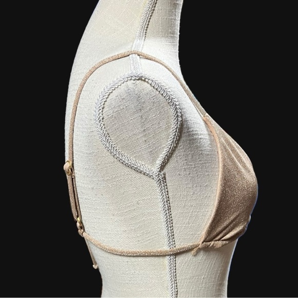 🌻NEW w/tag L*Space Champagne "Brittany" Shimmer Triangle Bikini Top Size Small - Picture 4 of 10